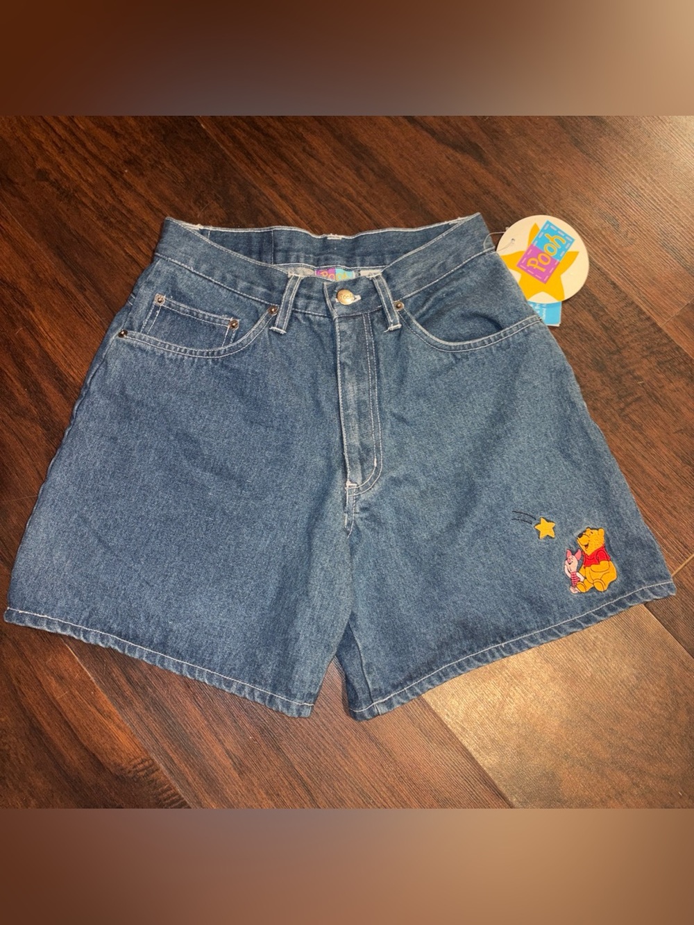 Vintage Winnie the Pooh Embroidered Denim Women’s Shorts size 9/10 - Blue